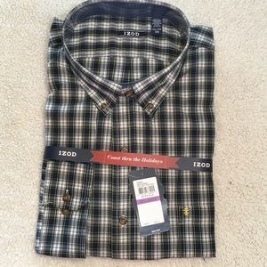 IZOD men’s shirt